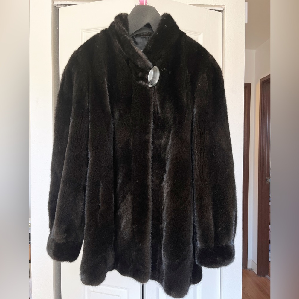 Authentic American legend fur awards mink fur jacket coat like new
